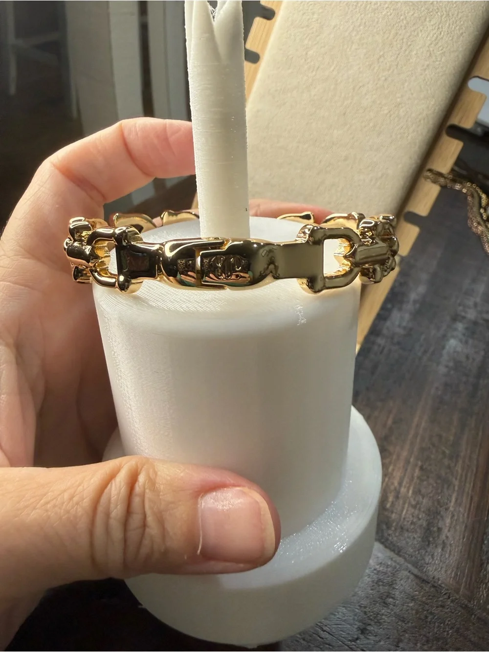 Bomb party hinge cuff Bracelet with Pavé Crystals - Women's Accessory
